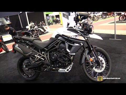 2015 Triumph Tiger 800 XCX - Walkaround - 2015 Salon Moto de Quebec