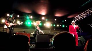 Don't Change Horses - Mindi Abair and The Boneshakers (Smooth Jazz Family)