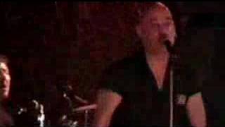 The Kids - I Don't Care (live video)