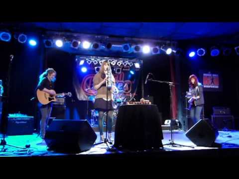 In the Attic - Clouds (live @ Music Hall Worpswede/ Local Heroes)