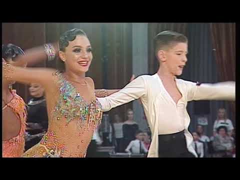 Anastasia Movilă & Petru Porcesco - Gozun