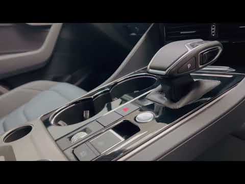 VW Touareg 3.0 TSI SEL Petrol Tiptronic 4Motion