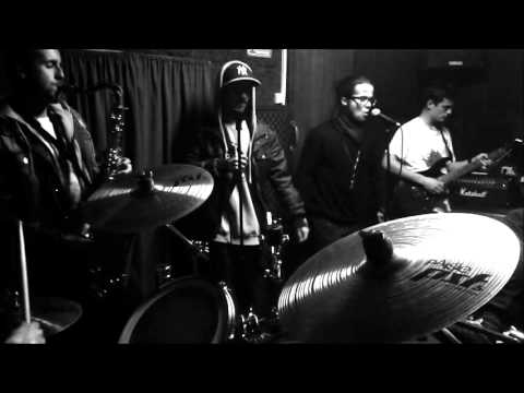 Sounds Of Freedom ft. Djokah (Jah'Lmadan Sound) - Ensaio