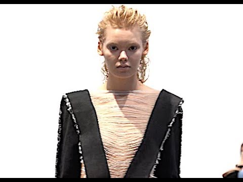 DZHUS Fall 2018/19 Ukrainian FW - Fashion Channel