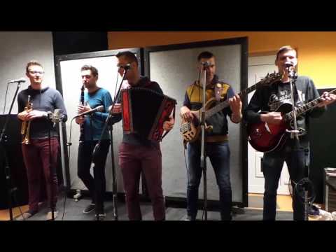 Ognjeni - Ko ljubezen daš nekomu LIVE