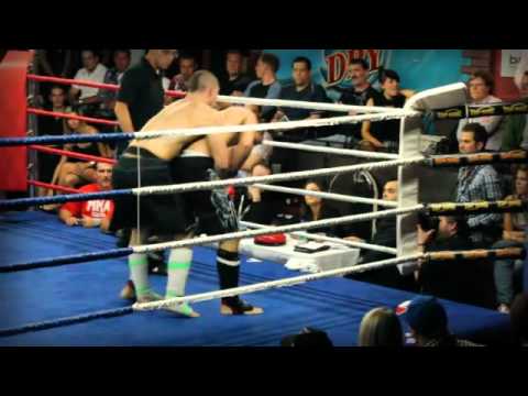 SUMMUM FIGHT - Jonathan Roblin vs Kevin Lampron - 17 Septembre 2011