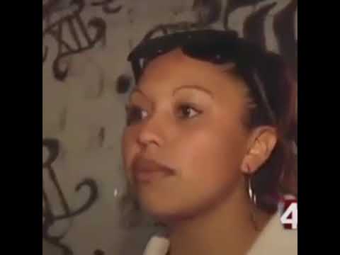 Las gafas aquí significan tristeza 😎