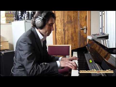 Unchained melody piano instrumental performed by Antoine Robinson (www.weddingpianist.co)