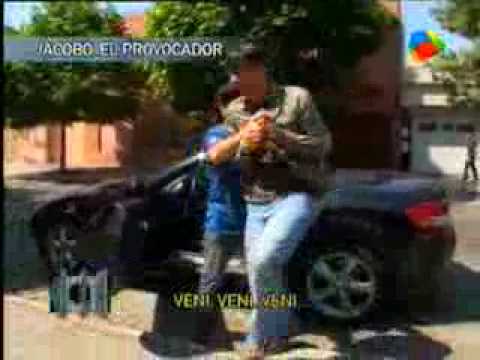 Jacobo Winograd  canta "Sentate en el pinocho"