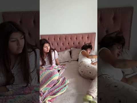 Tu amiga que habla dormida
