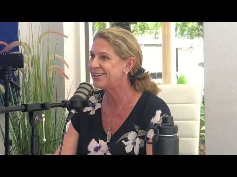 Holly Green owner of AcuSportsTherapy Acupuncture and Dr.Shivani Gupta of Fusionary Formulas 2023