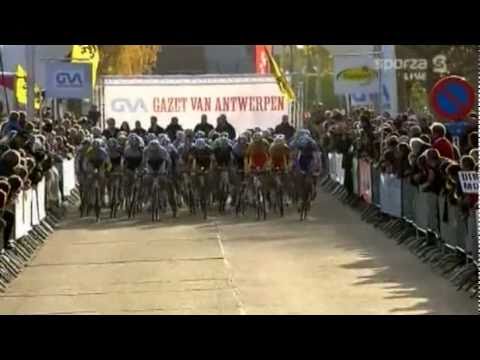 2010 Cyclocross GvA "GP Hasselt" @ Hasselt - Start And Crash