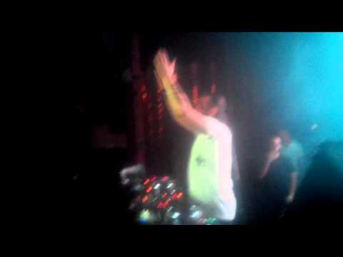 Steve Angello playing Kryder & Still Young ft. Duane Harden - Feels LIke Summer @ Amnesia