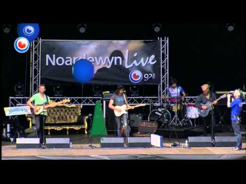 Hilbrandt & Willie Darktrousers live @ The Tall Ships Races yn Harns