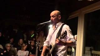 Simon Townshend - Looking Out Looking In - Live @ Drew's, Ringwood, NJ - 3-4-2016