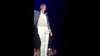 Cody Simpson - So Listen, live in Dublin supporting Justin Bieber (front Row)