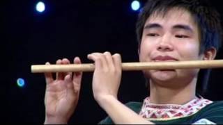 Lê Thị Ngọc Hà-Suối đàn T'rung-Solo Đàn T'rung và dàn nhạc dân tộc Học Viện ANQG Việt nam