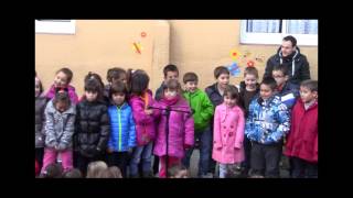 DIA DE LA MUSICA 2013 "PROFE TINC PIPÍ" (Escola Piaget)