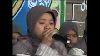 preview picture of video 'Sholatum Bis Salam (Sholawat)'