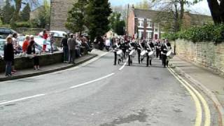preview picture of video 'St George's Day Parade - Dronfield, Derbyshire (ending)'