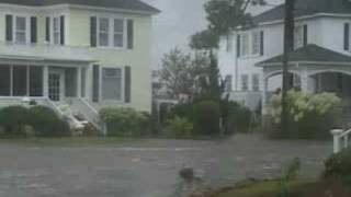 preview picture of video 'Tropical storm Hanna @ Belhaven 1'