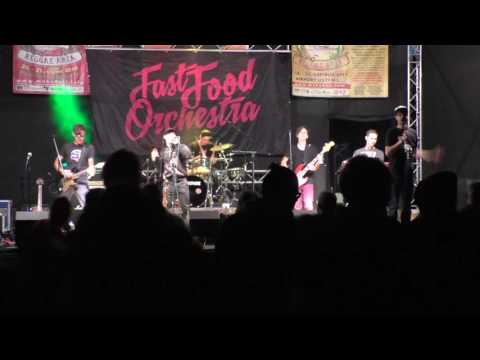 Fast Food Orchestra - Reggae Area - 18.8.2016 - Who Will Save The Show