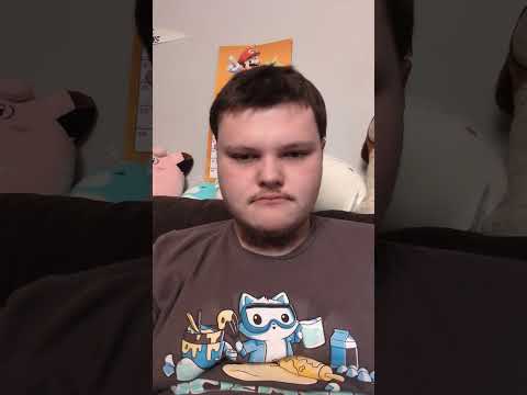 Tasting the honey mustard pringles #pringles