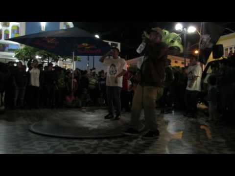 ZEUZ EMCEE - JOTA - ANNMT - Red Bull Batalla de los Gallos Perú 2016 [DIRECTO EN HD]