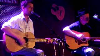 Evan Felker of Turnpike Troubadours - Every Girl @ McClure's Monday Evan Felker of Turnpike Troubadours - Every Girl @ McClure's Monday
