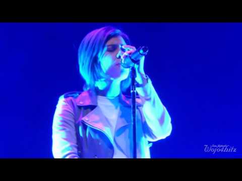 7/26 Tegan & Sara - FIRST PERFORMANCE of Faint of Heart @ TCU Place, Saskatoon, SK 9/09/16