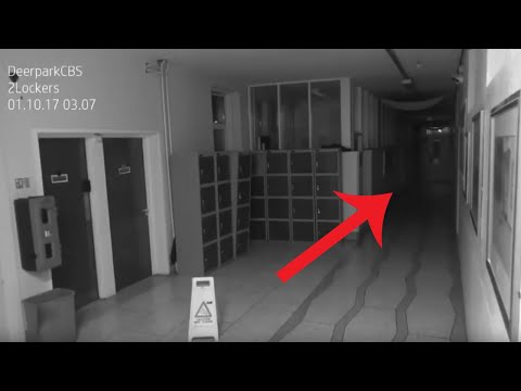 10 новых призраков, снятых на камеру