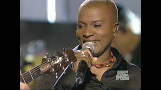 Download lagu Santana & Angelique Kidjo - Adouma [Live 2002] mp3