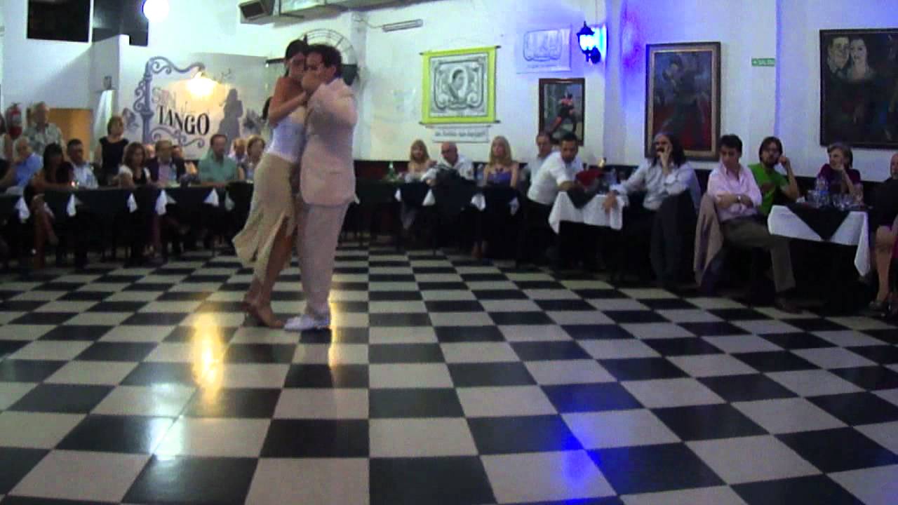 Pamela y Emiliano en Sin Rumbo, presenta Julio Duplaa 2.MP4