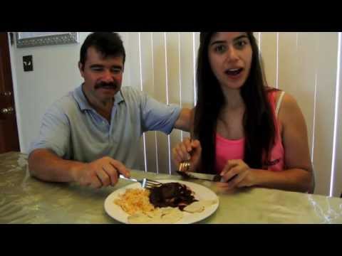 HOW TO: Make Mole the "Banuelos" Way!