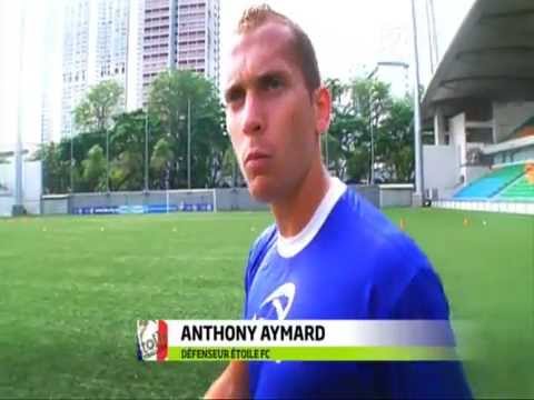 Canal Football Club Sur L'Etoile Fc de Singapour