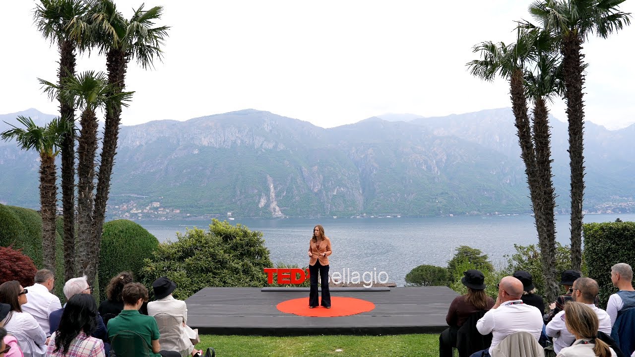 La profondità degli adolescenti | Loredana Cirillo | TEDxBellagio