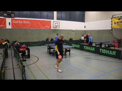 Martin Biolek - Kevin Eggers ( TTC Schwalbe Bergneustadt ) 16.11.19: 7:11, 11:7, 10:12, 11:8, 11:9