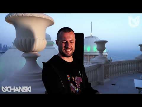 Timo Higgs presents UCHANSKI - Raffles The Palm Dubai Sunset