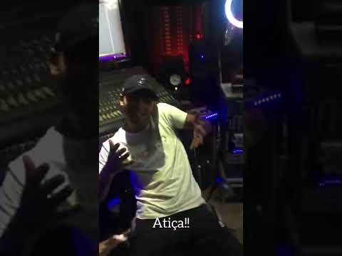 Prévia música nova - Mc Bryan SP (chama as bandida)..