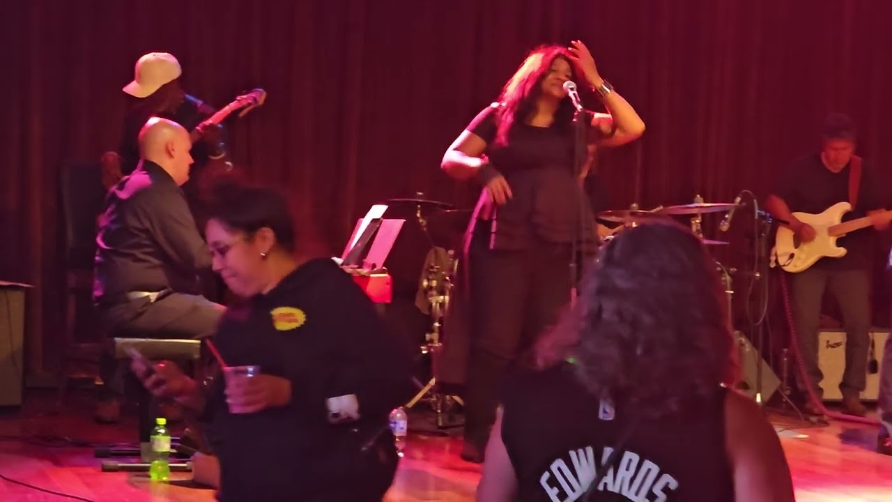 Promotional video thumbnail 3 for No Limits the B-Side Band