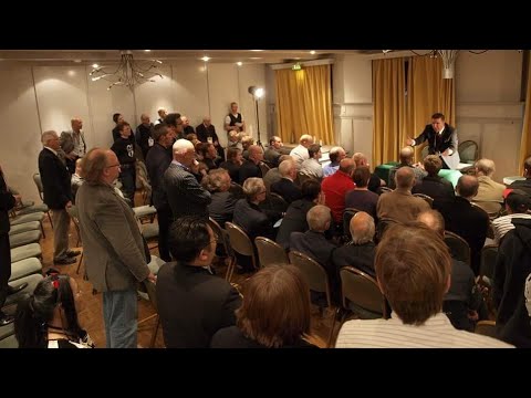 Paul Gordon Card Magic Lecture and Workshop Promo Video. Magic from his best-selling books.