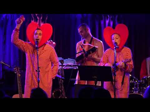 The Skivvies - Heart Up Herre