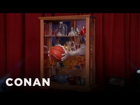 The Glass Menagerie & Other NCAA Mascots That Shouldn’t Dunk | CONAN on TBS