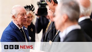 King Charles arrives at Vatican to meet Pope Leo for historic visit | BBC News