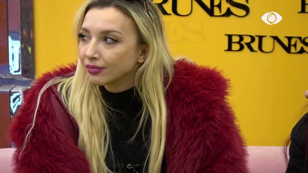 “Nuk e kam mamin”/ Lorna debaton me Selin: Të të vijë turp