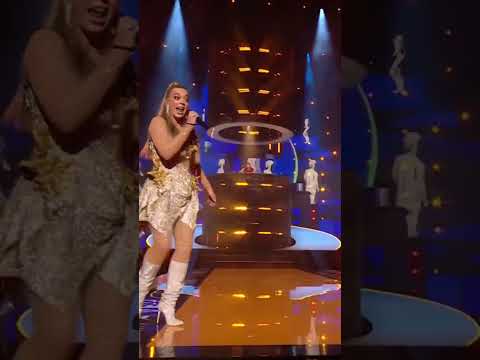 I PERFORMED AT THE BRITSSSS WITH @davidguetta and @BeckyHillMusic!!!!! AHHH 😱😱😱