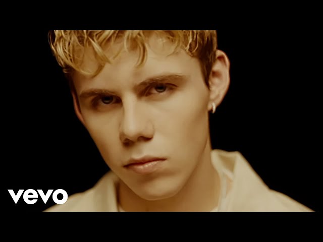 Girls von The Kid Laroi ((jetzt ansehen))