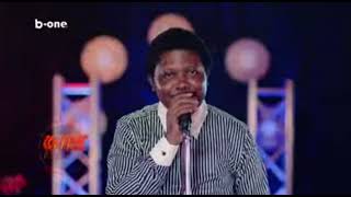 Download lagu Pape Jey Performing  mp3