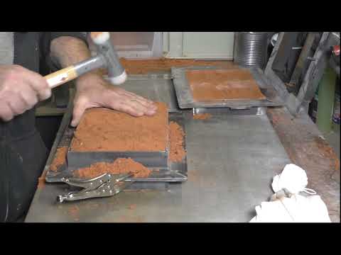 Aluguss, die Guss Form bauen und gießen. Kettenglieder für T90.