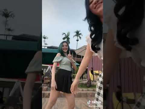 DUO MLETRE Arlida Putri ft Lala Widi.